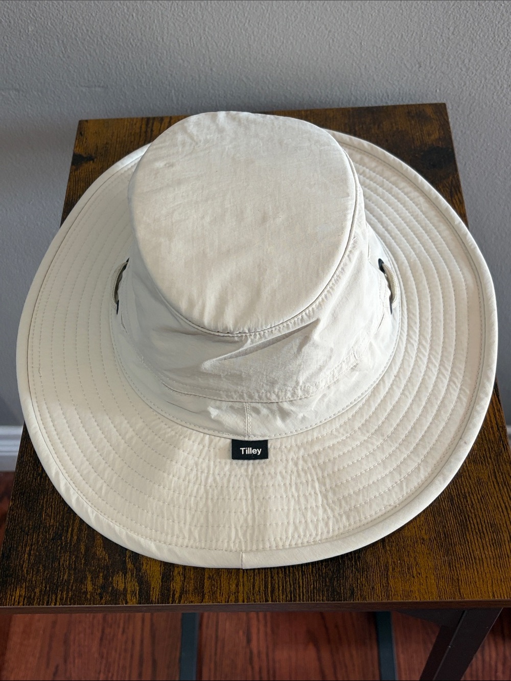Tilley Men's Sun Hat in Off-White